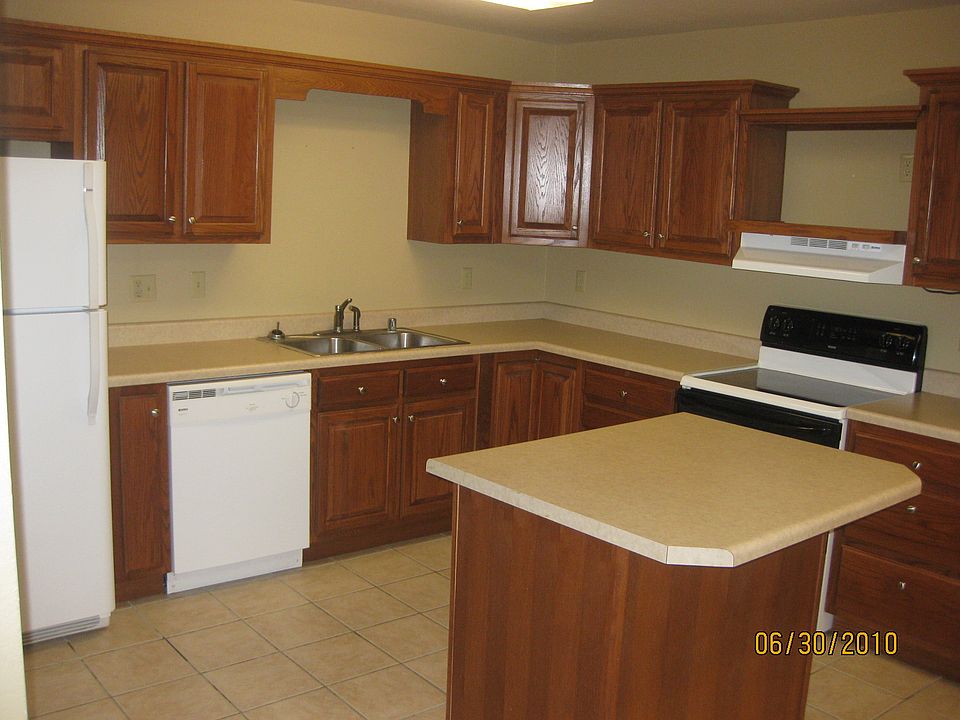 2nd image of 1831 Kim St