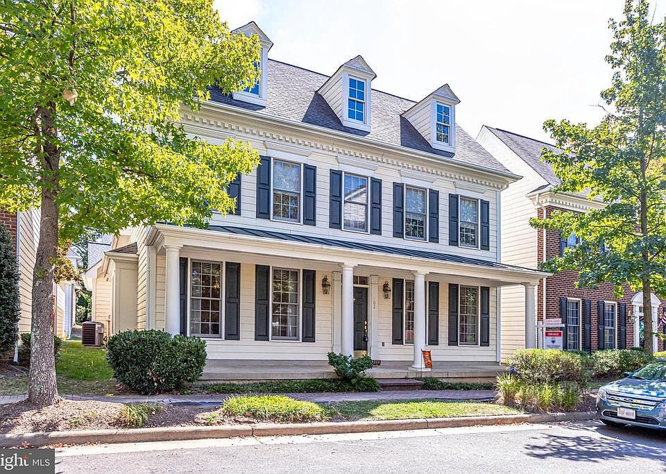 1st image of 102 Smallwood Way