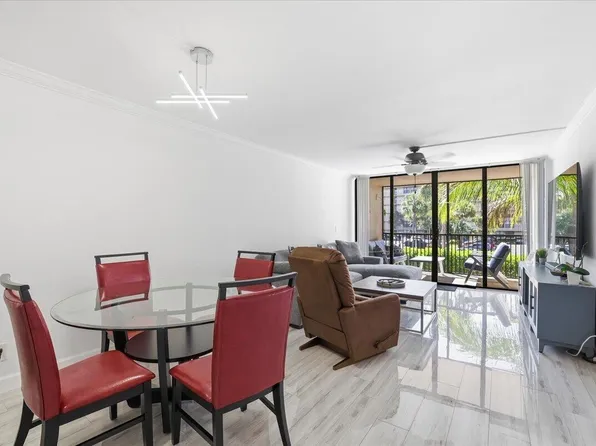 16 Royal Palm Way #205, Boca Raton, FL 33432
