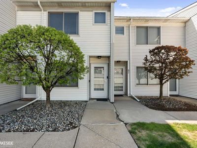 49 Rosebud Ln, Mount Clemens, MI, 48043