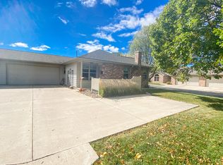 1302 Trail Ridge Cir, Brookings, SD 57006