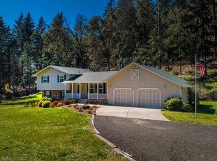 486 Oakview Dr, Roseburg, OR 97471