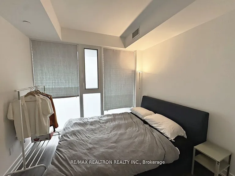 20 Edward St #2422 — Photo 6