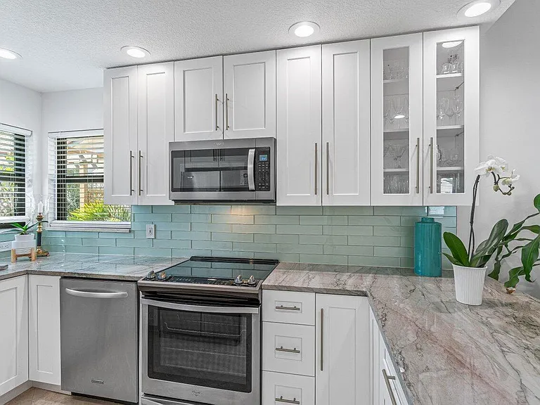 5539 Eton Ct — Photo 10