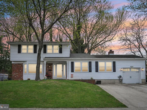 104 Moore St, Woodbury Heights, NJ 08097