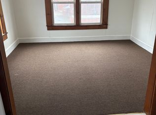 14 Island St #2, Lowell, MA 01850
