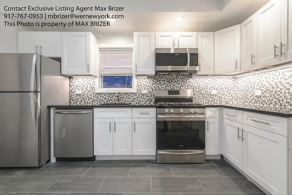 Rented by R New York | media 12