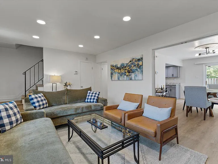 12909 Marquette Ln — Photo 4