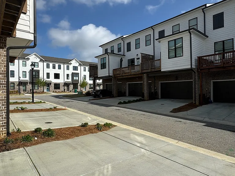 1117 Larkin Dr — Photo 42