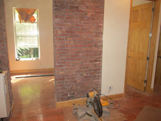 Rented by The Hamilton Group | media 12