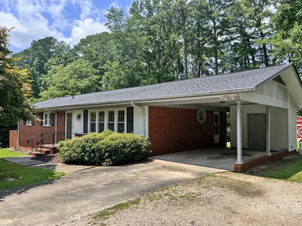 6909 Justice Dr, Raleigh, NC 27615