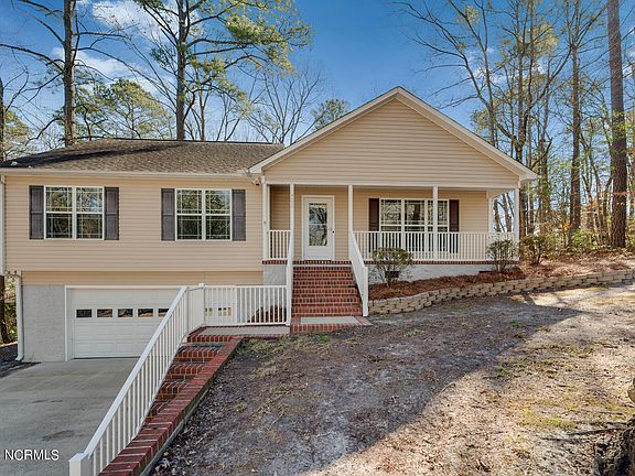 2nd image of 400 River Hill Drive