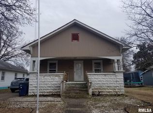 804 E Main St, Benton, IL 62812