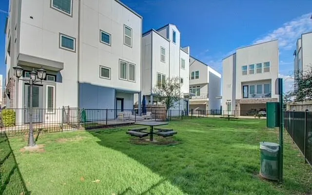8411 Hempstead Rd #G — Photo 48