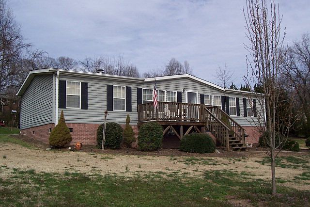 1st image of 173 E Meadows Dr