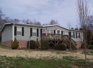 173 E Meadows Dr, Boomer, NC 28606