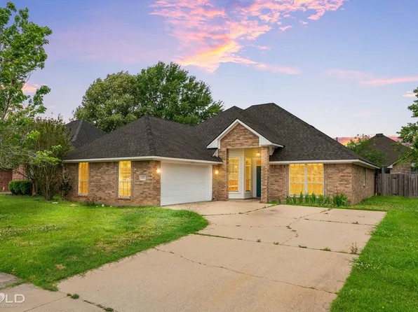6021 Whitney Dr, Bossier City, LA 71111