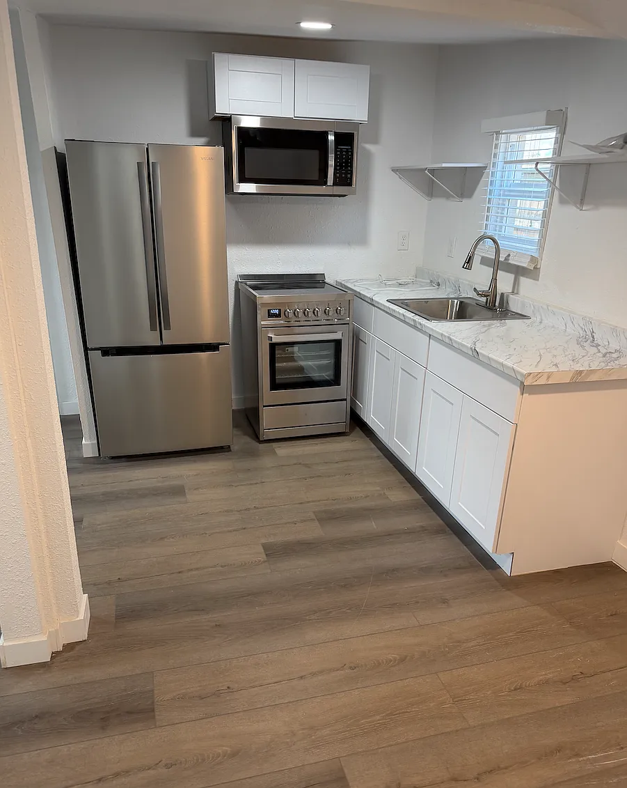 2 bed, 850 sqft, $1,250 — Photo 1
