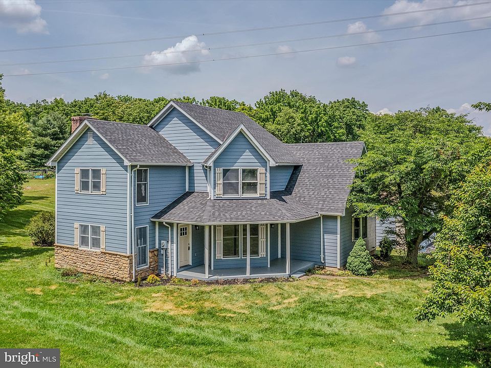 1st image of 19 Sojourner Ln