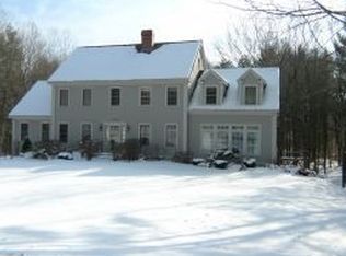 23 Bassett Ln, Newfields, NH 03856