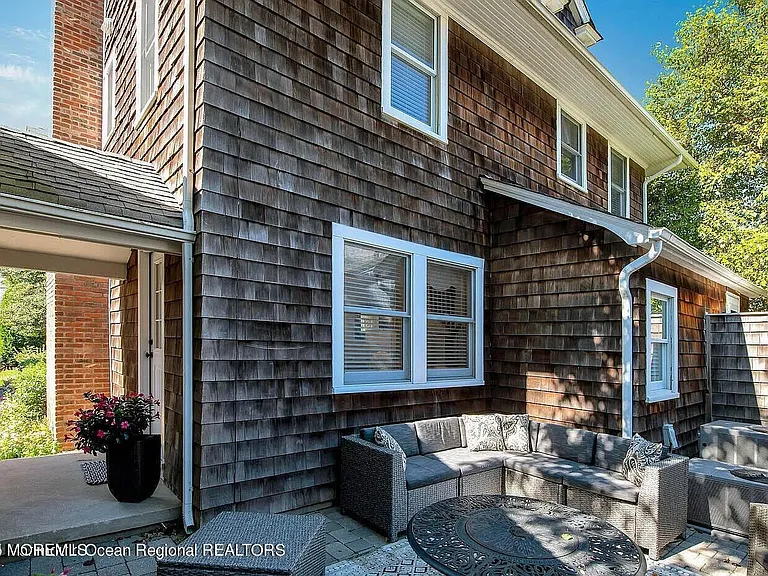 413 Main Ave — Photo 12