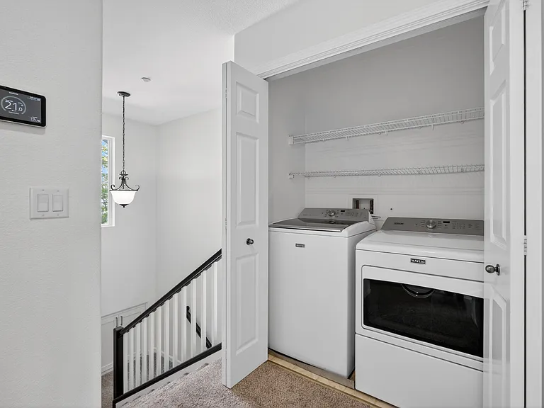 938 Visconti Pl — Photo 39