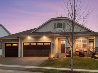 4052 Vista View Dr, Chaska, MN 55318