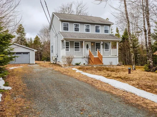259 Lakecrest Dr, East Hants, NS B0N 1Z0