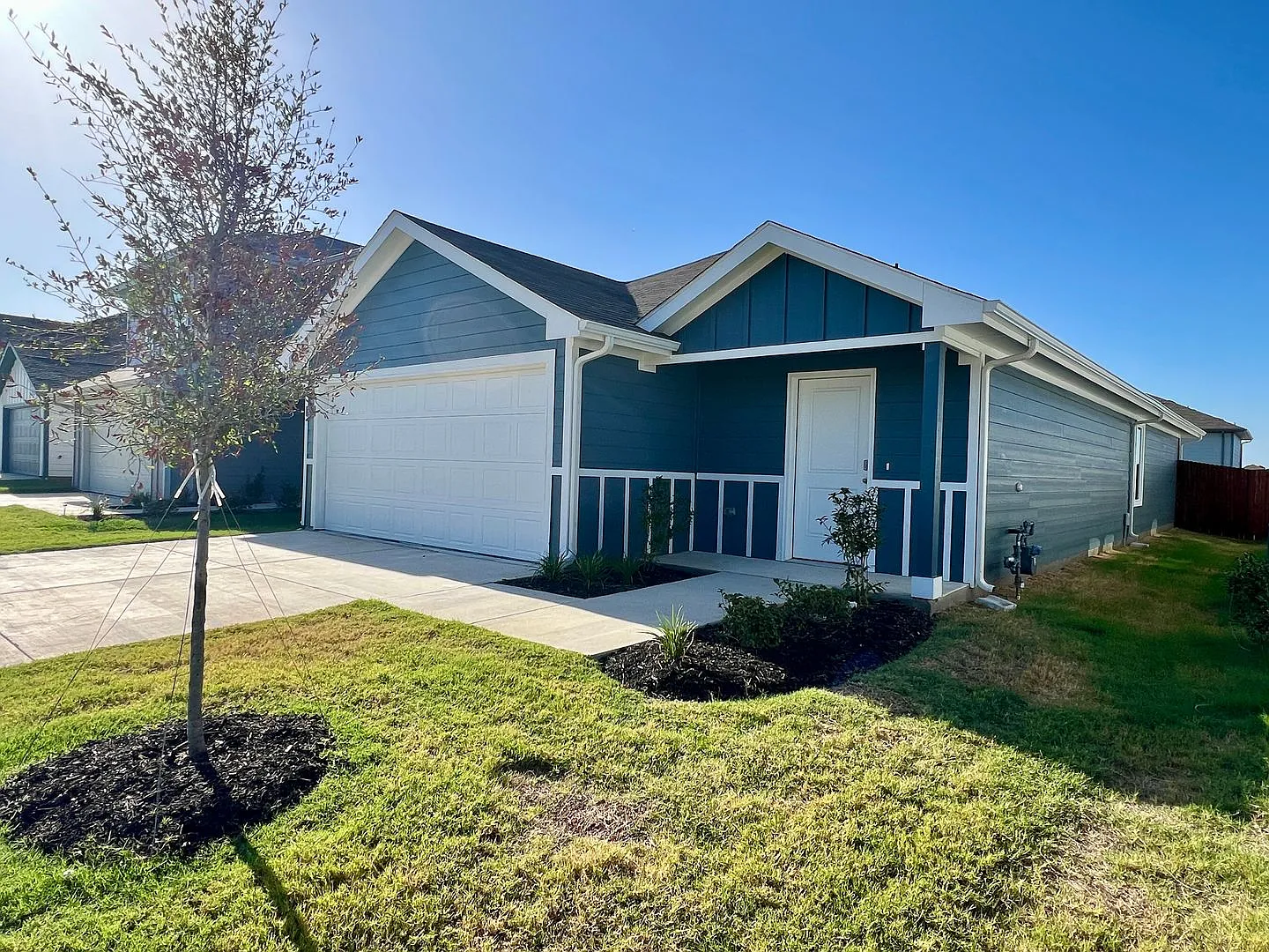5529 Rollins, Denton for RENT — Photo 2