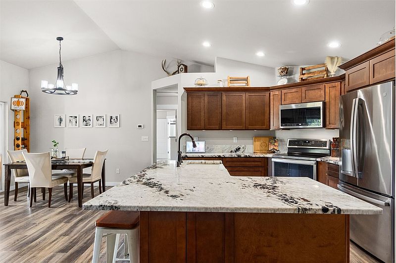 5th image of 12944 Koeppen Road SE