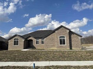 32153 Kenny Dr, Chesterfield, MI