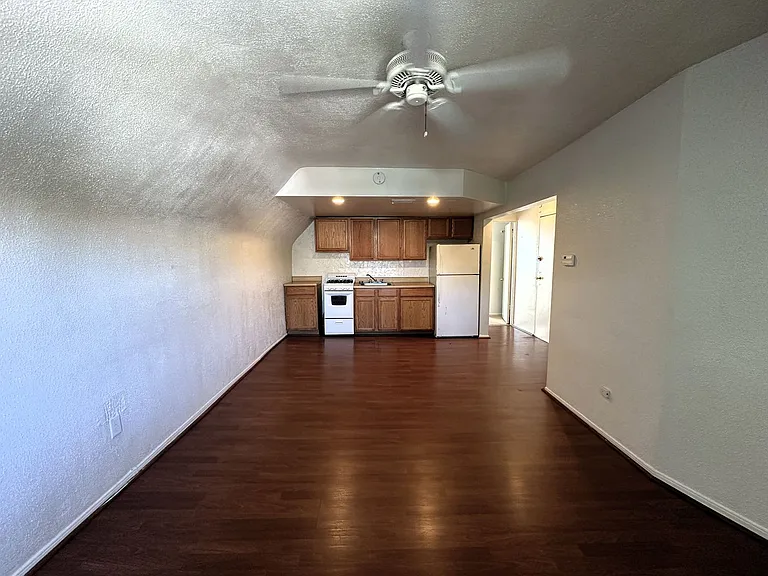 Friendship - Apartments for Rent in Pittsburgh — Photo 7