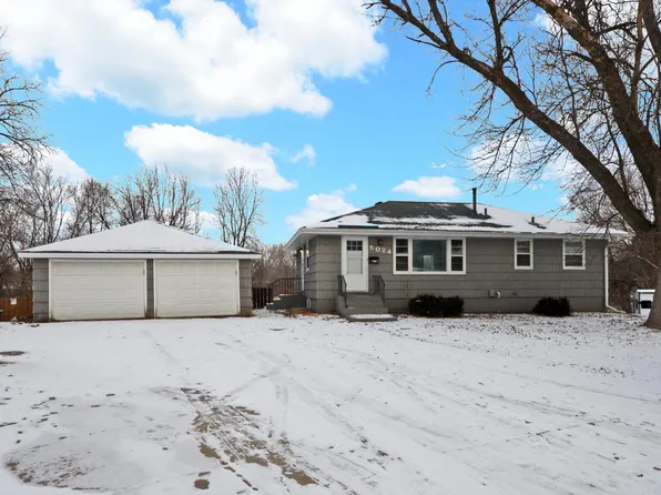 5024 71st Ave N, Brooklyn Center, MN 55429