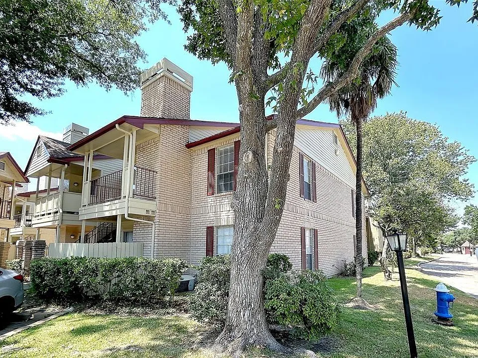 2120 El Paseo St #620