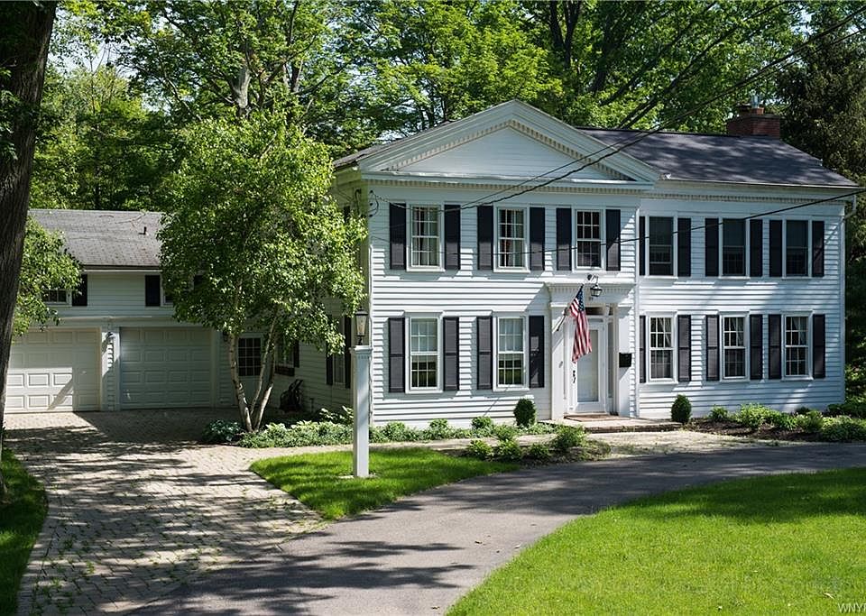 1st image of 99 Forest Dr