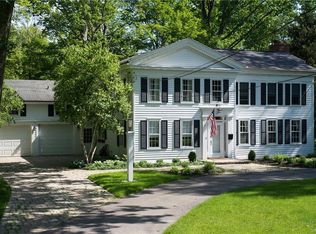99 Forest Dr, Orchard Park, NY 14127
