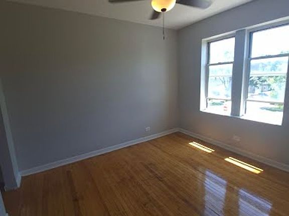 4th image of 1250 S Karlov Ave #2A