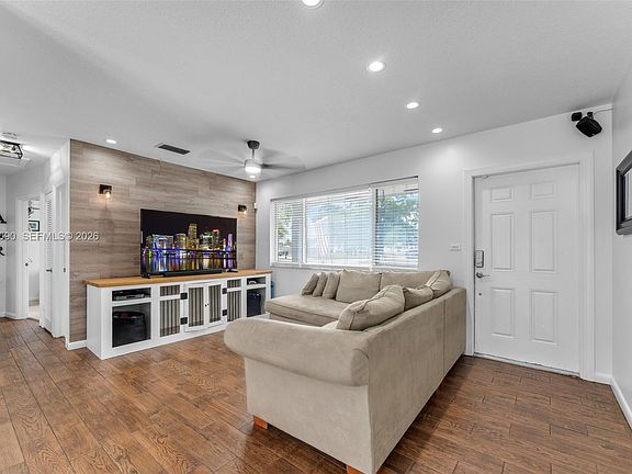 5th image of 16325 SW 276th Ter
