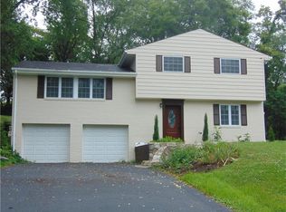 3501 Myrna Dr, Pittsburgh, PA 15241