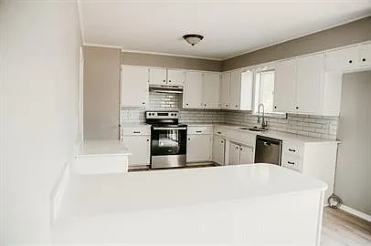 3 bed, 1476 sqft, $1,285 — Photo 3