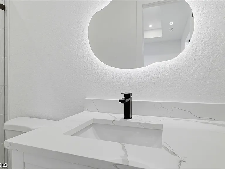 3629 SW Santa Barbara Pl — Photo 19