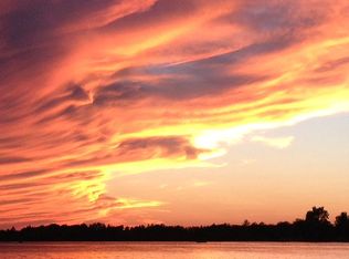 555 Edenville Lake Rd, Hope, MI 48628