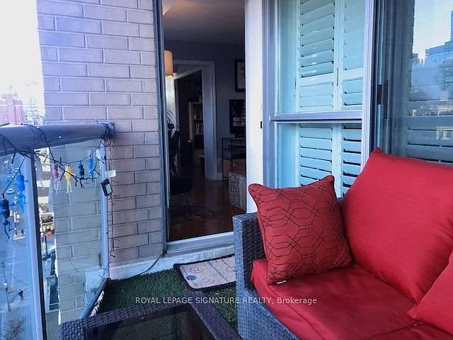 109 Front St E #1039 — Photo 28
