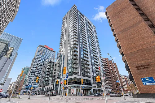 340 Queen St Photo 1