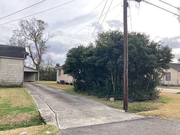 3rd image of 3486 Ozark St