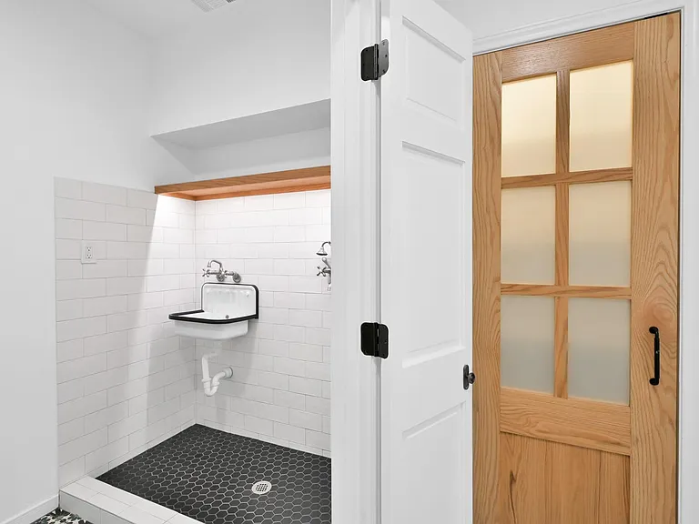 35 Fernglen Dr — Photo 39