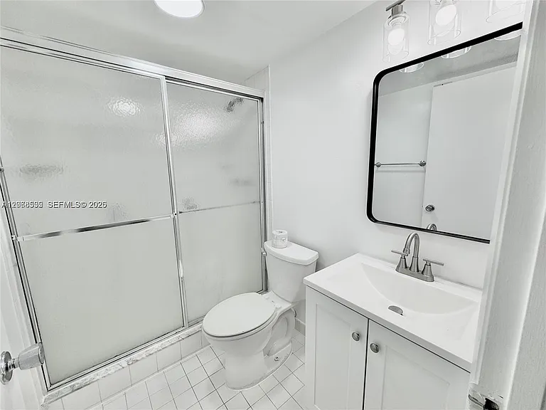 1075 Riverside Dr #302 — Photo 13