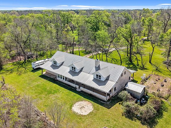 2nd image of 41712 Harpers Church Rd