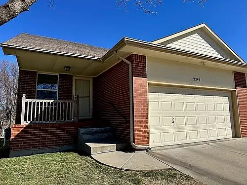 2244 N Shefford Cir Photo 1