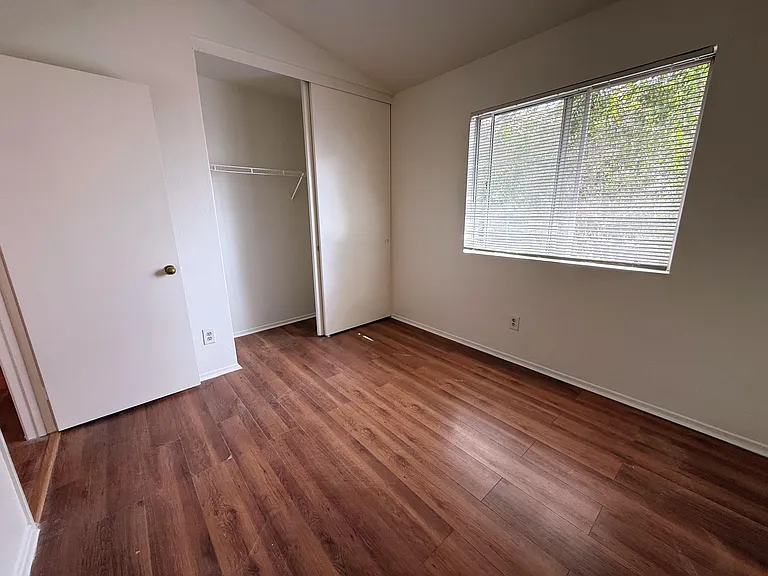 781 La Loma Ln — Photo 10